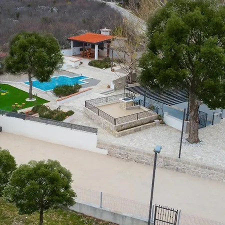 Biokovska Podgora