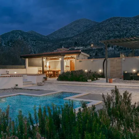 Biokovska * Podgora